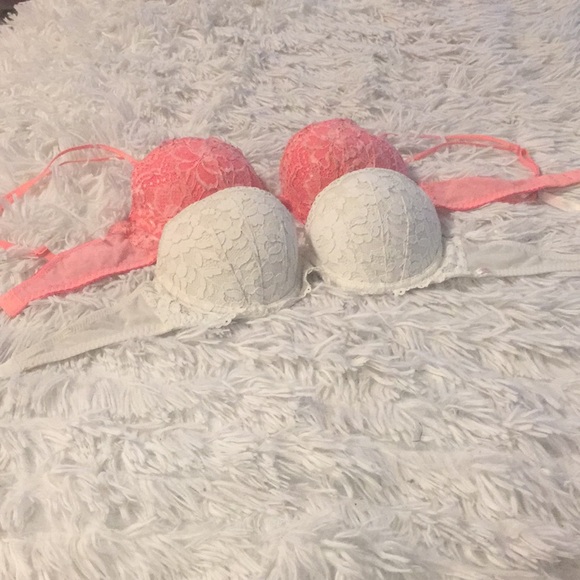 PINK Victoria's Secret Other - (2) Pink Bras 32 C
